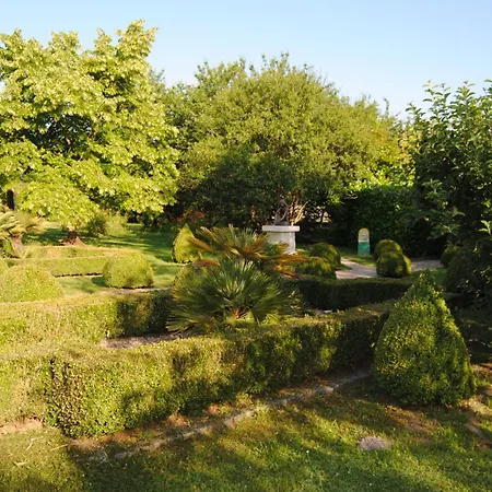 Maison d'hôtes Les Meublés Du Grand Logis 4*
