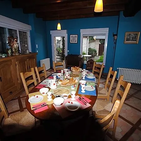 בית הארחה Les Insolites Du Grand Logis Marchais (Aisne)
